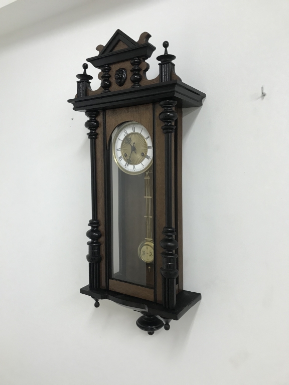 Настенные часы Philip Haas