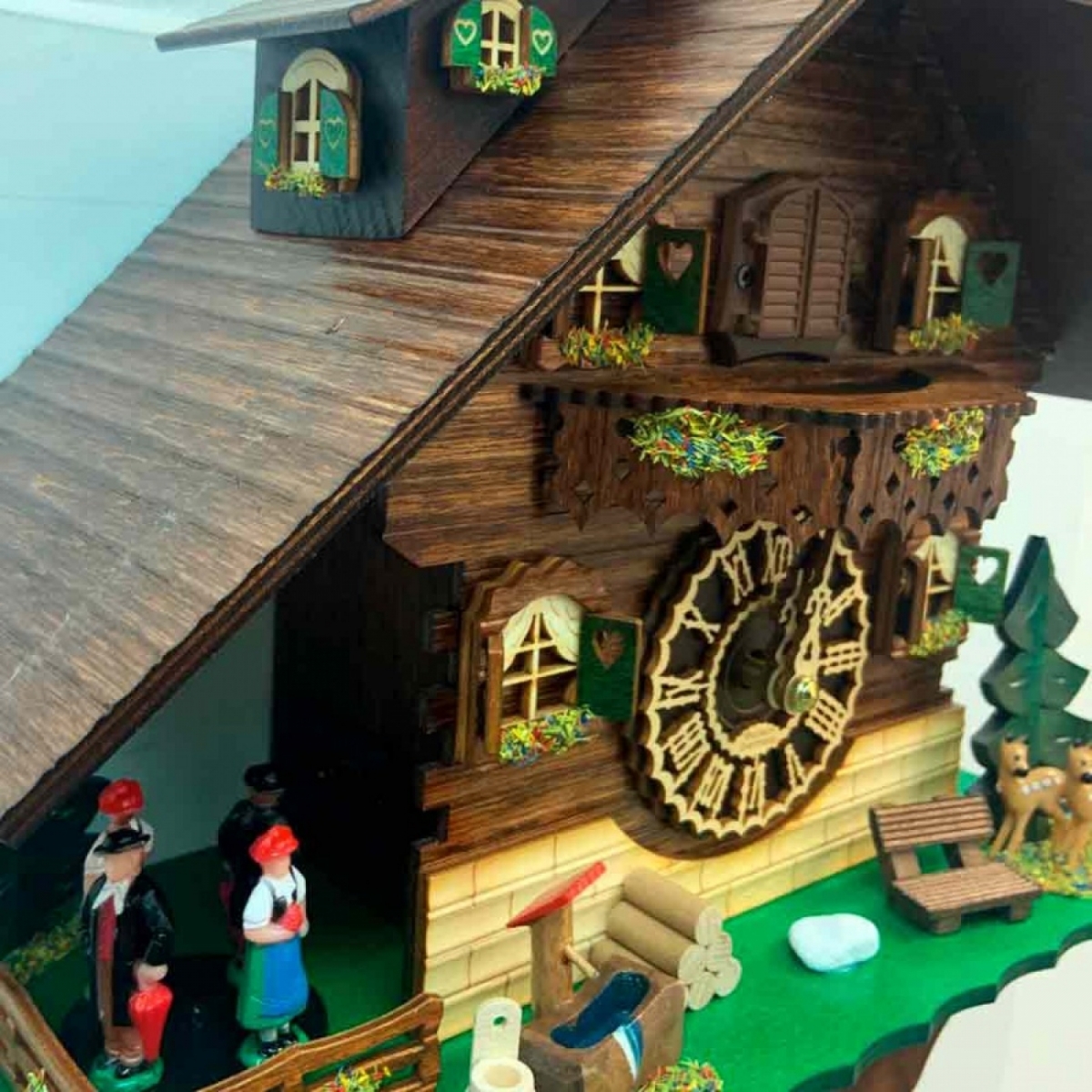 Кварцевые настенные часы с кукушкой Tomas Stern 5091 с 12-ю мелодиями