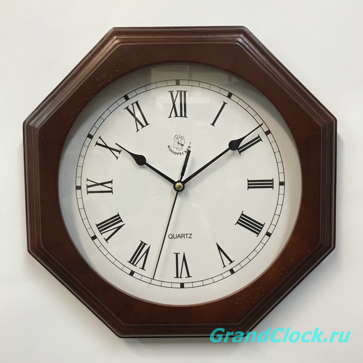 Настенные часы WOODPECKER в деревянном корпусе 7119 (07)