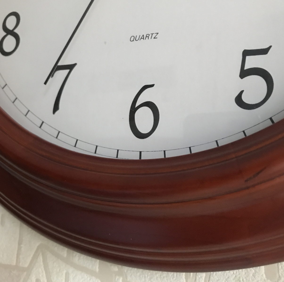 Настенные часы WOODPECKER в деревянном корпусе 7159 (07)