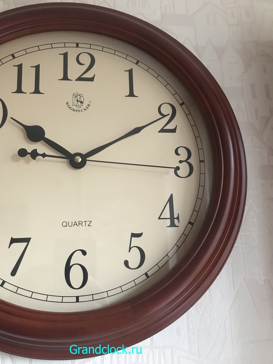 Настенные часы WOODPECKER в деревянном корпусе 8008 (07)