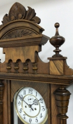Настенные часы Gustav Becker 4