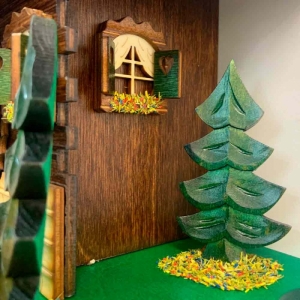 Кварцевые настенные часы с кукушкой Tomas Stern 5091 с 12-ю мелодиями