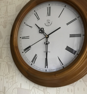 Настенные часы WOODPECKER в деревянном корпусе 7159 (06)