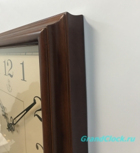 Настенные часы WOODPECKER в деревянном корпусе 8005 (07)