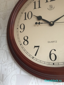 Настенные часы WOODPECKER в деревянном корпусе 8008 (07)