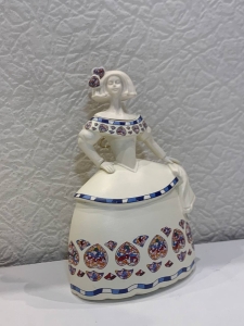 Статуэтка-подвеска  Nadal 763045T  Фрейлина в белом  (Menina white  tile tile)